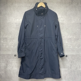 モンクレールの22年 KOUROU ロングパーカー ジャケットの買取実績です。