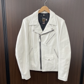 ショットのホワイト LAMB RIDERS JACKET 228USの買取実績です。