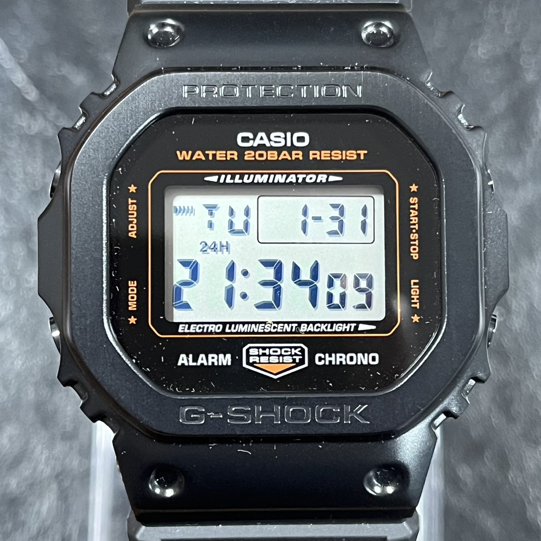 G-SHOCKの×PORTER Special Edition 85th限定モデル GM-5600EY-1DRの買取実績です。