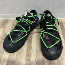 ナイキ ×オフホワイト BLAZER LOW 77 ブラック アンド エレクトログリーン DH7863-001 買取実績です。