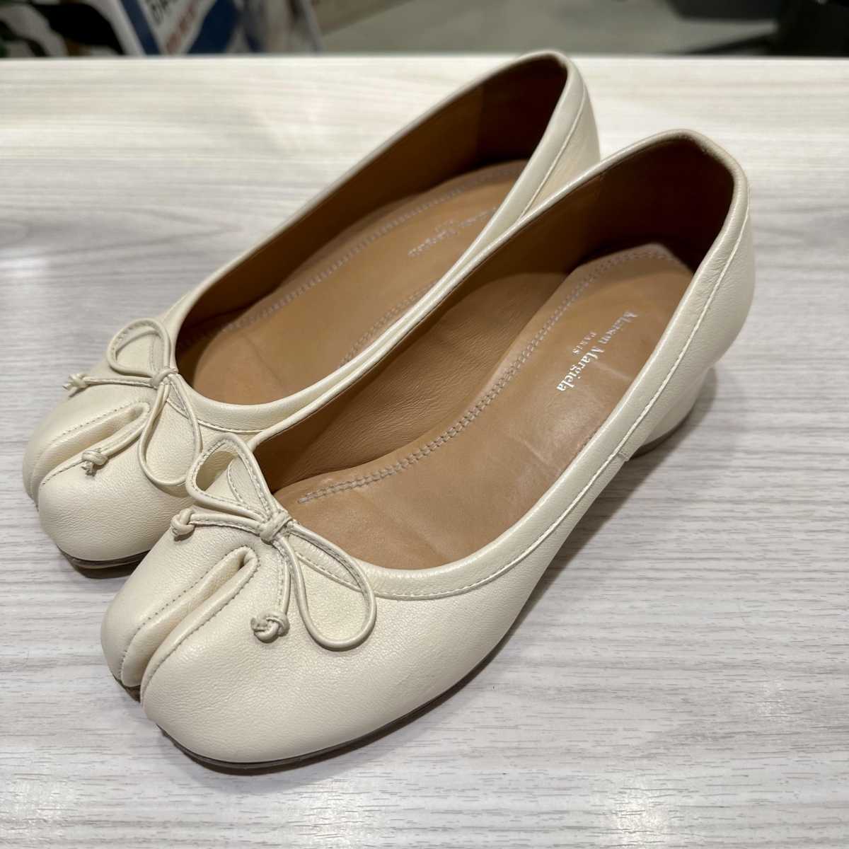 渋谷店で、メゾンマルジェラのS58WZ0044、足袋パンプスを買取ました 