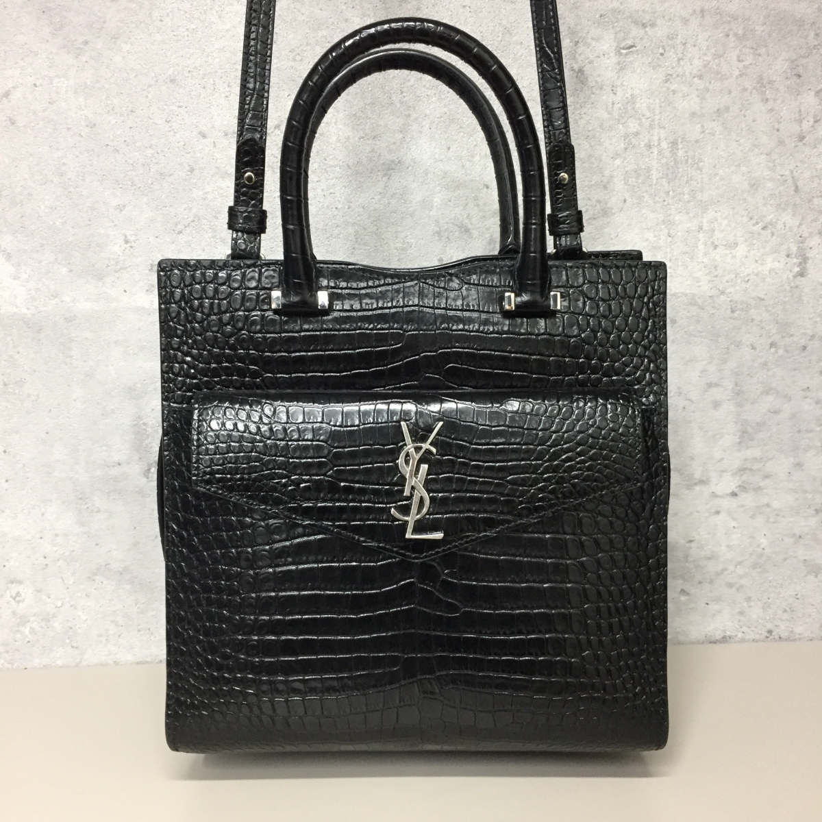 SAINT LAURENT サンローラン　クロコダイルレザー クラッチバッグ SAINT LAURENT サンローランクロコダイルレザー クラッチバッグ