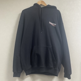 バレンシアガの2018年製 ブラック 556103 プルオーバー パーカーの買取実績です。