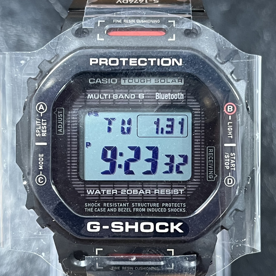 G-SHOCKのGMW-B5000TVA-1JR フルメタルスクエア ガンダム 電波ソーラー時計の買取実績です。