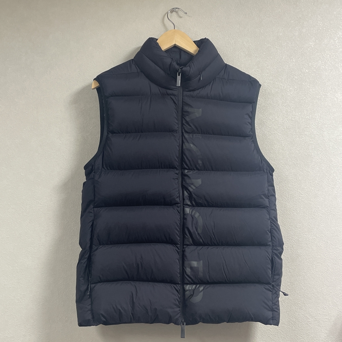 モンクレール ダウン ベストの通販・価格比較 - 価格.com モンクレール