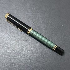 銀座でペリカンを買取。グリーンストライプのスーベレーンM400GRF/万年筆を買取ました。状態は使用感の少ない状態の良いお品物です。