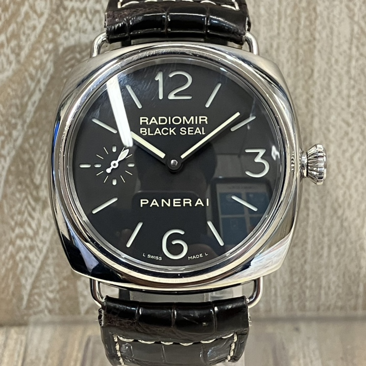 パネライのPAM00183 OP6644 ラジオミール ブラックシール 自動巻き腕時計の買取実績です。