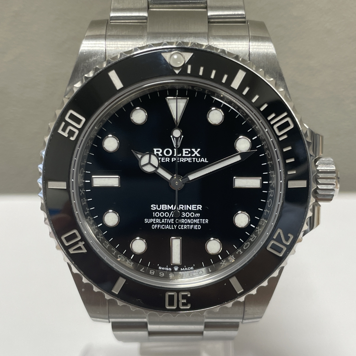 ロレックスのRef.124060 サブマリーナー ノンデイト 自動巻き腕時計 Cal.3230 黒文字盤 ランダム品番の買取実績です。