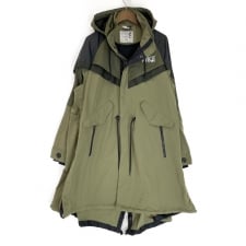 宅配買取センターでサカイ×ナイキのDQ9028-222、NRG Trench Jacketというトレンチコートを買取させていただきました。状態は若干の使用感がある中古品です