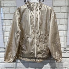 モンクレール 23-24AW ゴールド TAZENAT ブルゾン ナイロンパーカー 買取実績です。