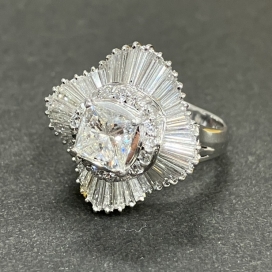 ダイヤモンドのPt900 ダイヤモンド 1.313ct 1.64ct リングの買取実績です。