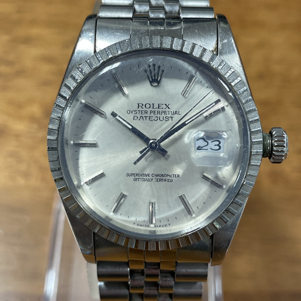 ロレックスの16030 デイトジャスト ジュビリーブレス バーインデックス 自動巻き時計の買取実績です。