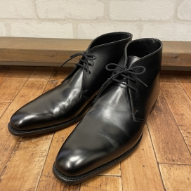 クロケット&ジョーンズのブラック カーフ ハンドグレード CAMBERLEY/キャンベリー 3アイレットチャッカブーツの買取実績です。