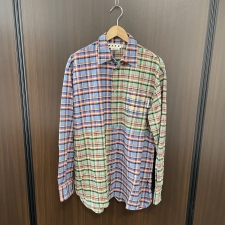 心斎橋店で、マルニの22SSのマルチカラーのパッチワークシャツ、CUMU0239Q1を買取ました。状態は綺麗な状態の中古美品です。