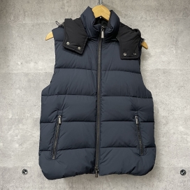 ムーレーの2022AW ネイビー FIRE-SKT ナイロン ファイヤー ダウンベストの買取実績です。