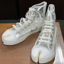 メゾンマルジェラ クリア タビ ハイカットスニーカー S58WS0111 買取実績です。