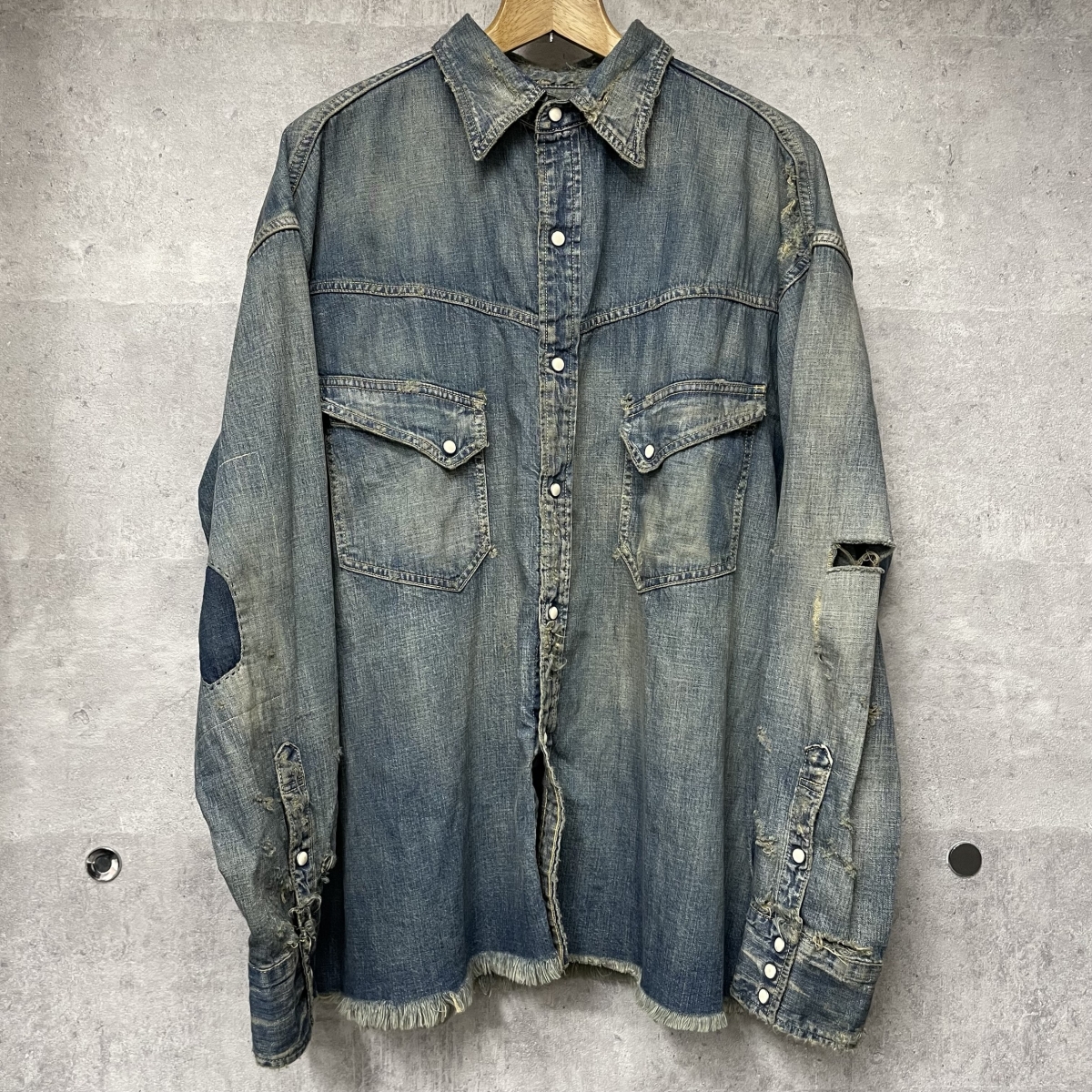 SAINT MICHAEL ダメージ加工デニムシャツ