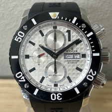 神戸三宮店にて、エドックスのクロノグラフ自動巻き腕時計であるクロノオフショア1・01114-3-BINを高価買取いたしました。状態は通常使用感のお品物です。
