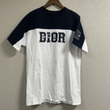 神戸三宮店でディオールのケニーシャーフとのコラボモデルのTシャツ、193J646A0554を買取しました。状態は若干の使用感がある中古品です。