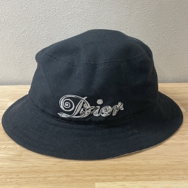 ディオールの×ケニーシャーフ 033C906Q4511 ブラック バケットハットの買取実績です。