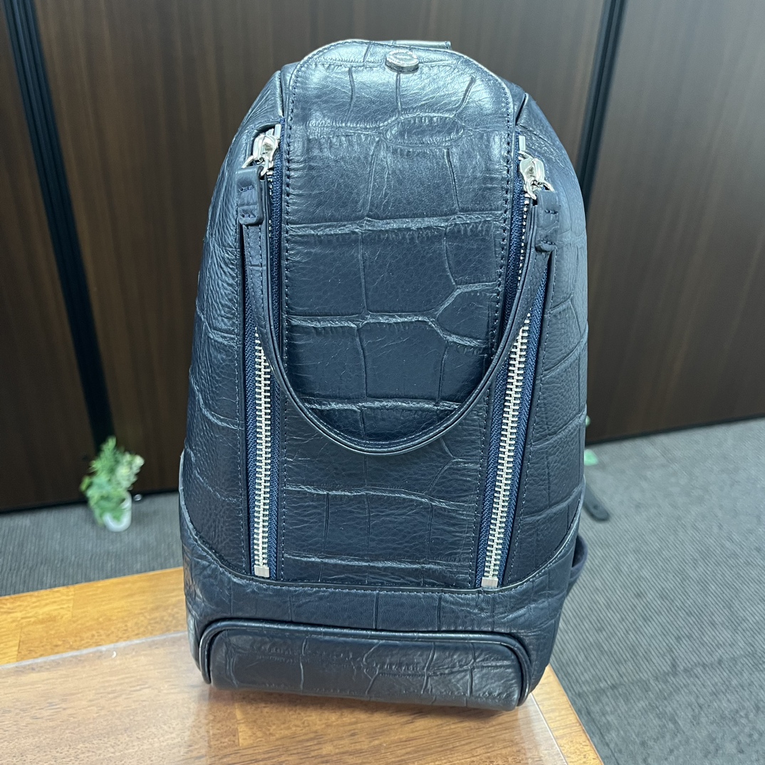 美品PELLE MORBIDA ええ ペッレモルビダ ボディショルダーバッグ トープ 