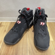 ナイキ ブラック トゥルーレッド エアジョーダン 8レトロプレイオフ 305381-062 買取実績です。