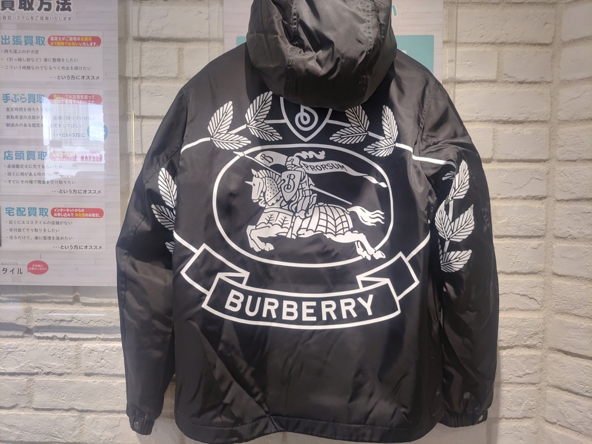 お値下げ！バーバリー　ブルゾン　10y BURBERRY バーバリー ブルゾン ブラック ジャケット サイズM 入園 入学