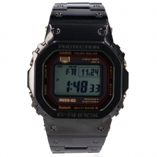 G-SHOCK(gショック) MRG-B5000B-1JR 初代モデル デジタル腕時計 買取実績です。