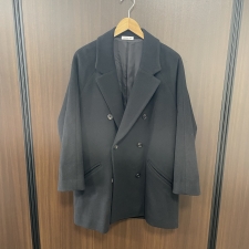 心斎橋店でドゥーズィエムクラスが展開しているエブリデイアイライクの2021AWのコートを買取しました。状態は綺麗な状態の中古美品です。