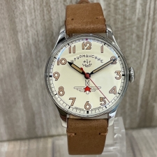 銀座本店で、シュトゥルマンスキーのステンレススティールの2000本限定、ガガーリン着用モデル復刻の手巻き時計を買取ました。状態は新品同様品。非常に状態の良い商品です。