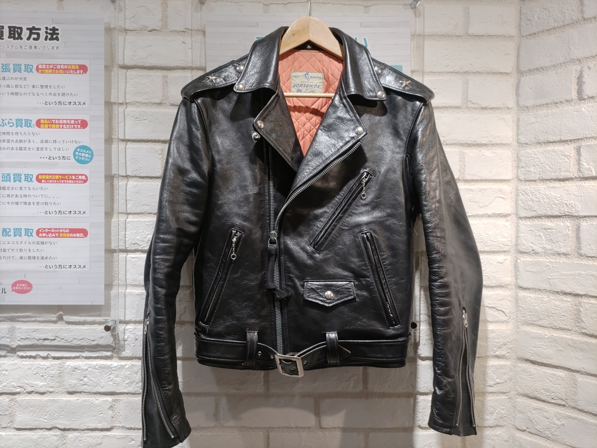 新宿店で、トイズマッコイのデュラブル復刻モデルであるCODE33の
