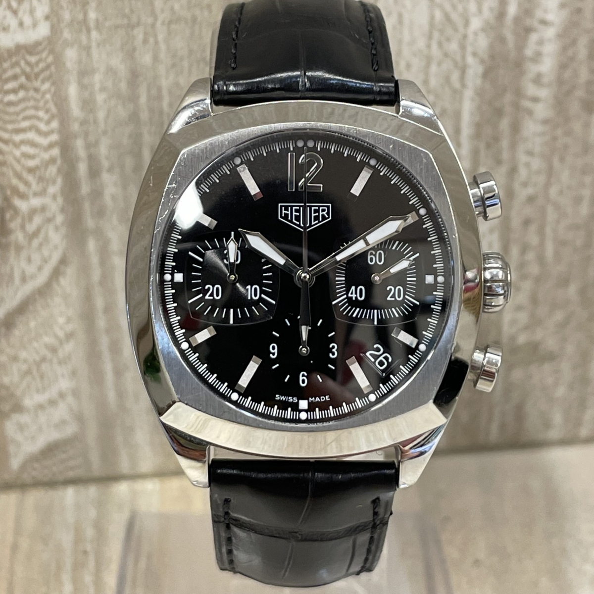 タグ・ホイヤーのSS CR2110 モンツァ クロノグラフ 自動巻き時計 レザーベルトの買取実績です。