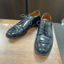 オールデンのタッセルズ別注 コードバン Vチップシューズ 63089の買取実績です。