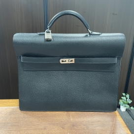 エルメスの□K刻印 ブラック エプソン SV金具 ケリーデペッシュの買取実績です。