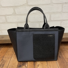 ヴァレクストラのネイビー×ブラック V5B30-648-TTN キャンバス×レザー ショッピングバッグ ミニ 2wayトートバッグの買取実績です。