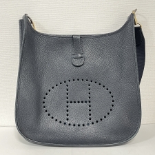 エルメス □G刻印 ダークネイビー トリヨン エブリン1 GM 買取実績です。