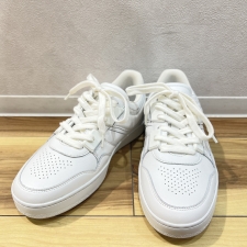 セリーヌ ホワイトカラー トレーナースニーカー 349223338C.01O 買取実績です。