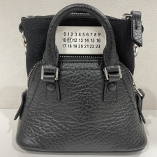 メゾンマルジェラ ブラック 5AC CLASSIQUE BABY バッグ 買取実績です。