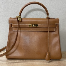 エルメス ゴールド 1995年製 クシュベル 内縫い ケリー32 買取実績です。
