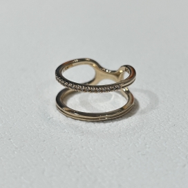 ヒロタカのBL01KDR K10 0.08ct Beluga ダイヤモンド ダブルライン リングの買取実績です。