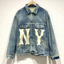 グッチ ニューヨークヤンキースコラボ　ロゴ刺繍　デニムジャケット 買取実績です。