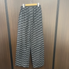 バレンシアガ 23SS ブラック BBモノグラム パジャマパンツ 658883 買取実績です。