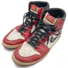 ナイキ 130207-101 Air Jordan1 Retro High Chicago 買取実績です。