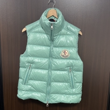モンクレール ×アウェイクニューヨーク Parker Down Filled Padded Vest 買取実績です。