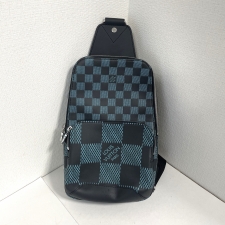 ルイヴィトン 20年製 N50038 アクアグリーン アヴェニュー スリングバッグ 買取実績です。