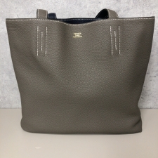 エルメス 2019年製 D刻印 エタン×ブルーニュイ トリヨンクレマンス ドゥブルセンス28 リバーシブルトートバッグ 買取実績です。