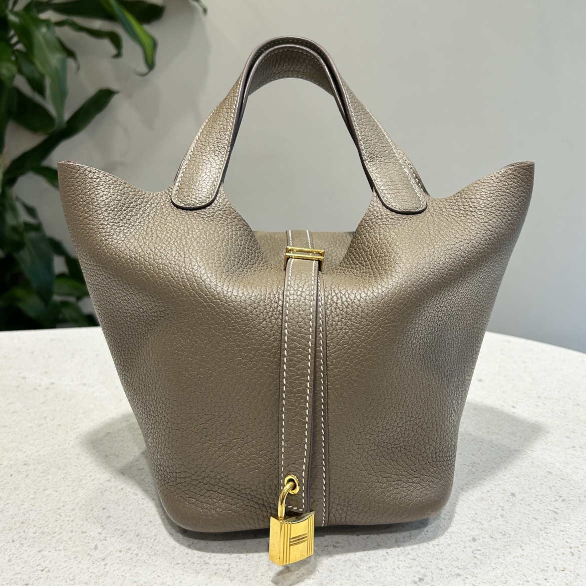 HERMES 極美品！ピコタンロックPM 希少エトゥープ エルメス
