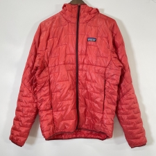 パタゴニアを浜松入野で買取。マイクロパフフーディージャケット、84034を買取しました。状態は若干の使用感がある中古品です。