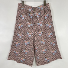 浜松入野でロエベを買取。ディズニーダンボコラボの19SSでレッドチェック柄のワイドパンツを買取ました。状態は若干の使用感がある中古品です。