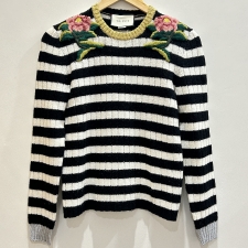 グッチ ブラック×ホワイト カシミヤ×ウール ボーダー フラワーニット 434158 買取実績です。